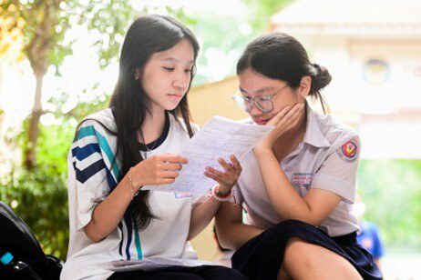 Đề Tiếng Anh vào 10 được thí sinh đánh giá vừa sức, không đánh đố
