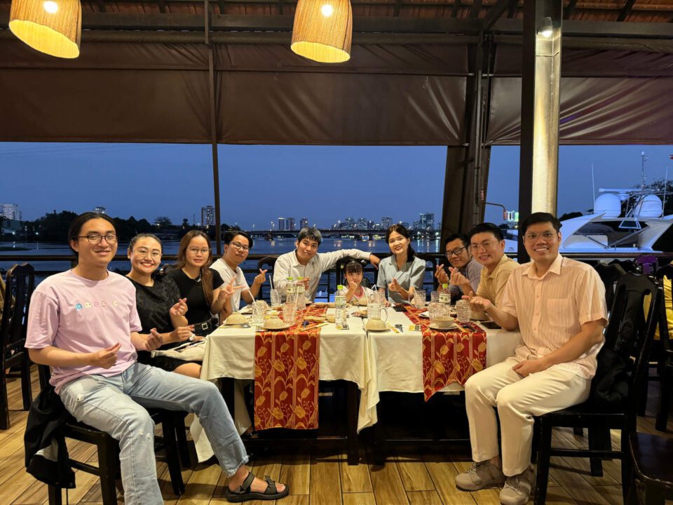 Tập thể StudyCare tại buổi tiệc Tất niên 2023
