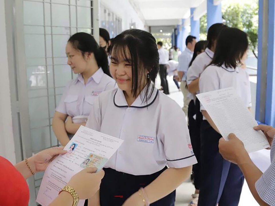 Thí sinh tham dự kỳ tuyển sinh lớp 10 tại TP.HCM