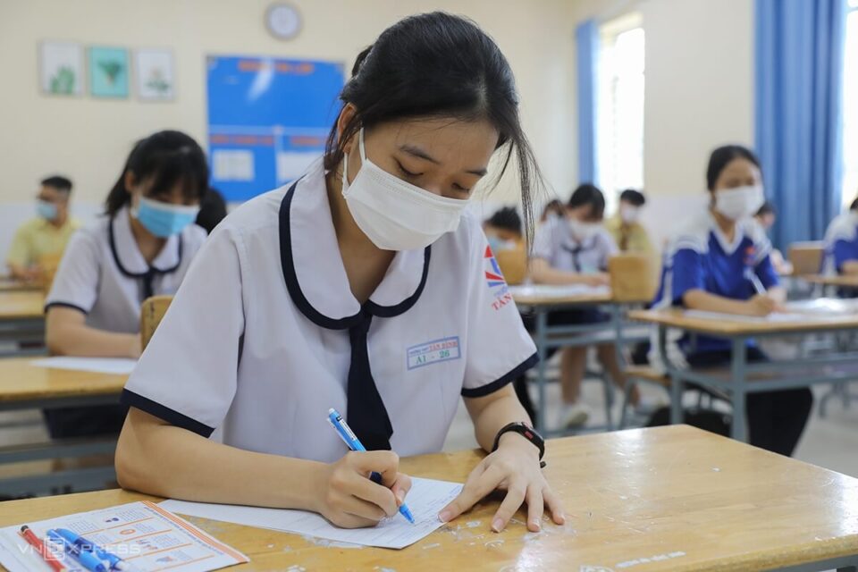 thi vào lớp 10