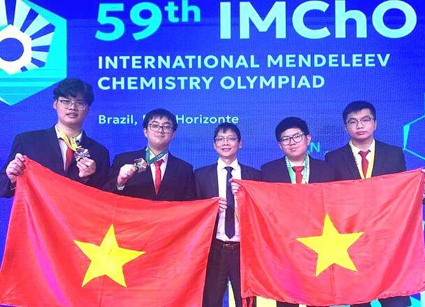 Bốn học sinh Việt Nam dự kỳ thi Olympic Hóa học quốc tế Mendeleev lần thứ 59