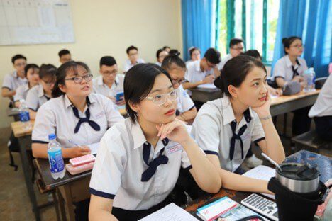 Các thí sinh cần cẩn trọng hơn với 2 lịch thi khác biệt trong Kỳ thi THPT 2025