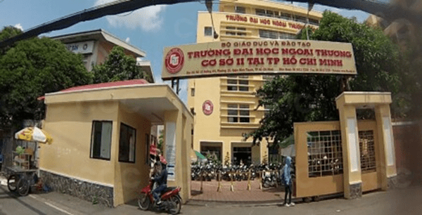Đại học Ngoại thương sử dụng bằng SAT, ACT trong phương thức xét tuyển