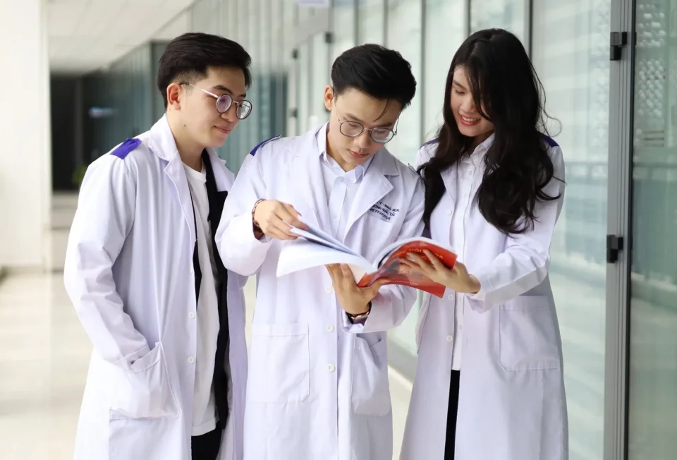 sinh viên y dược