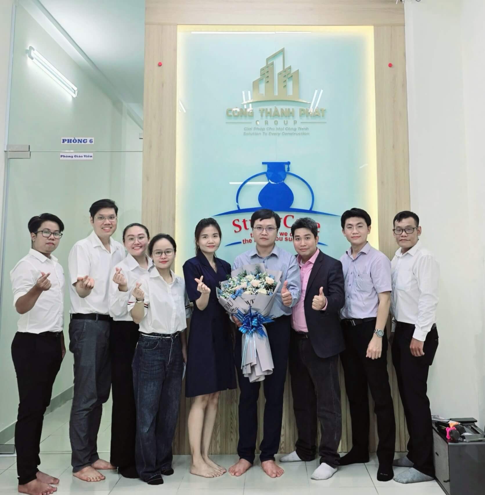 Tập thể nhân viên StudyCare Education